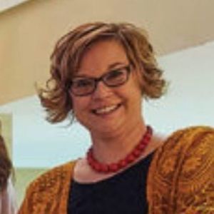 Meet your Posher, Monique